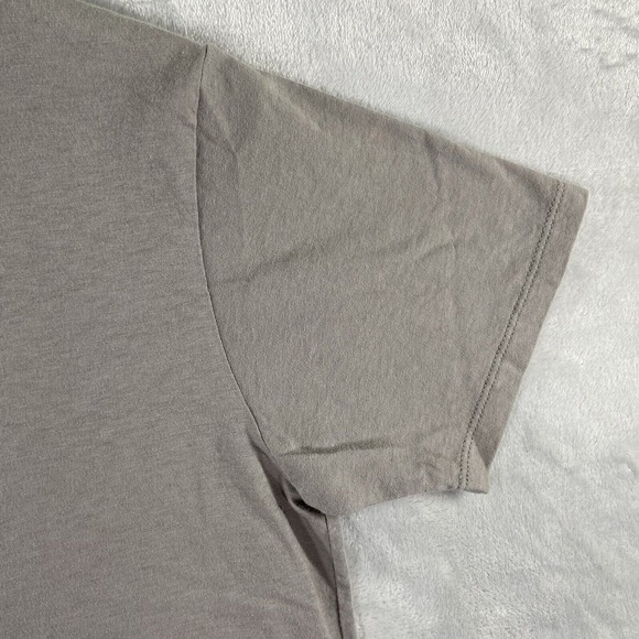 Patagonia T-Shirt men's Small Organic Cotton Buffalo Graphic Gray Regular Fit - Picture 10 of 15
